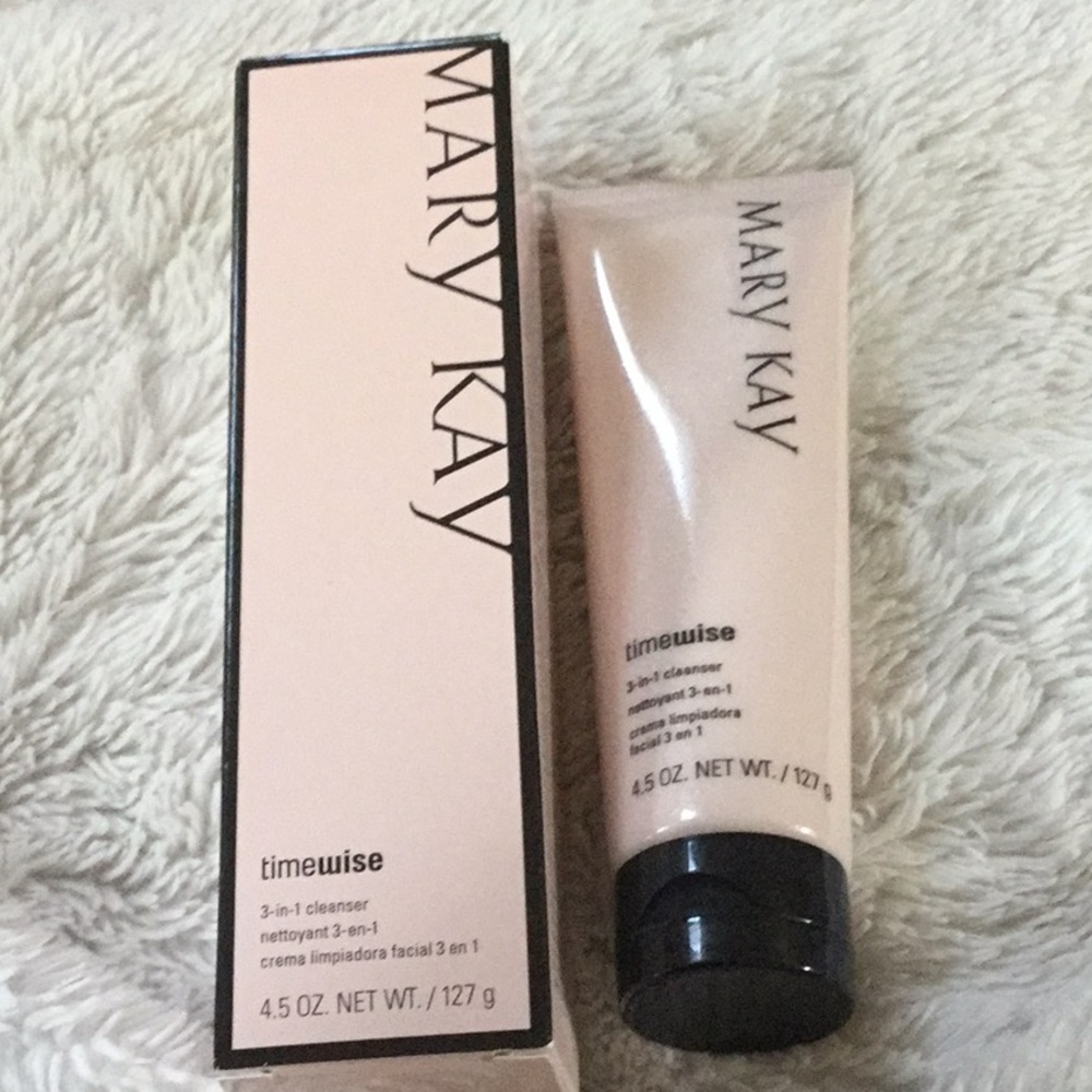 New! 💋Mary Kay timewise 3 in 1 cleanser 💋